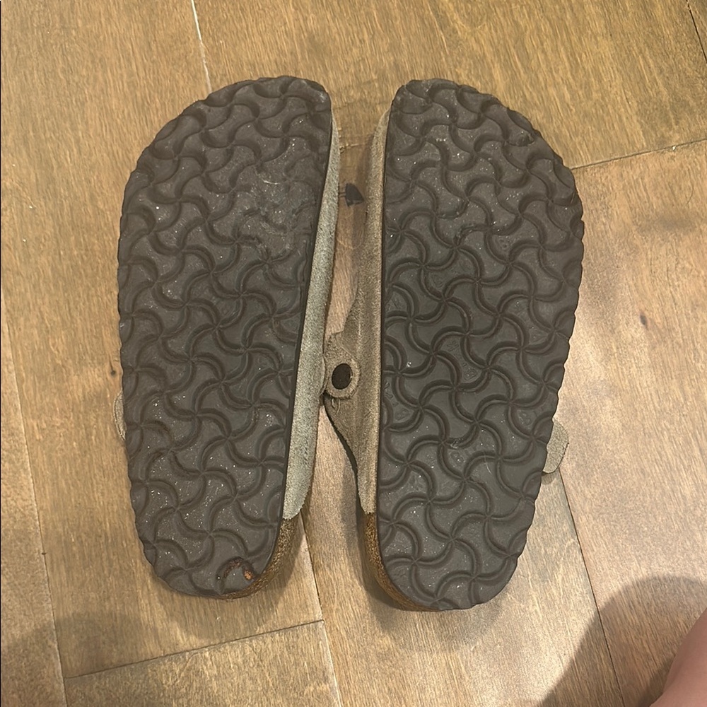 Birkenstock Boston Suede, size 8 - Picture 2 of 3